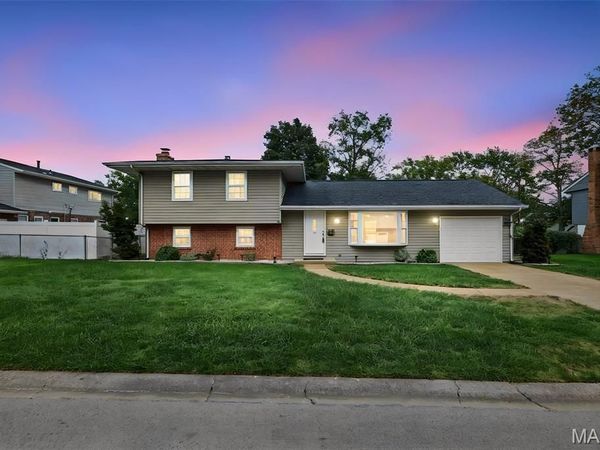 1104 N Yale Drive , O'Fallon, IL 62269