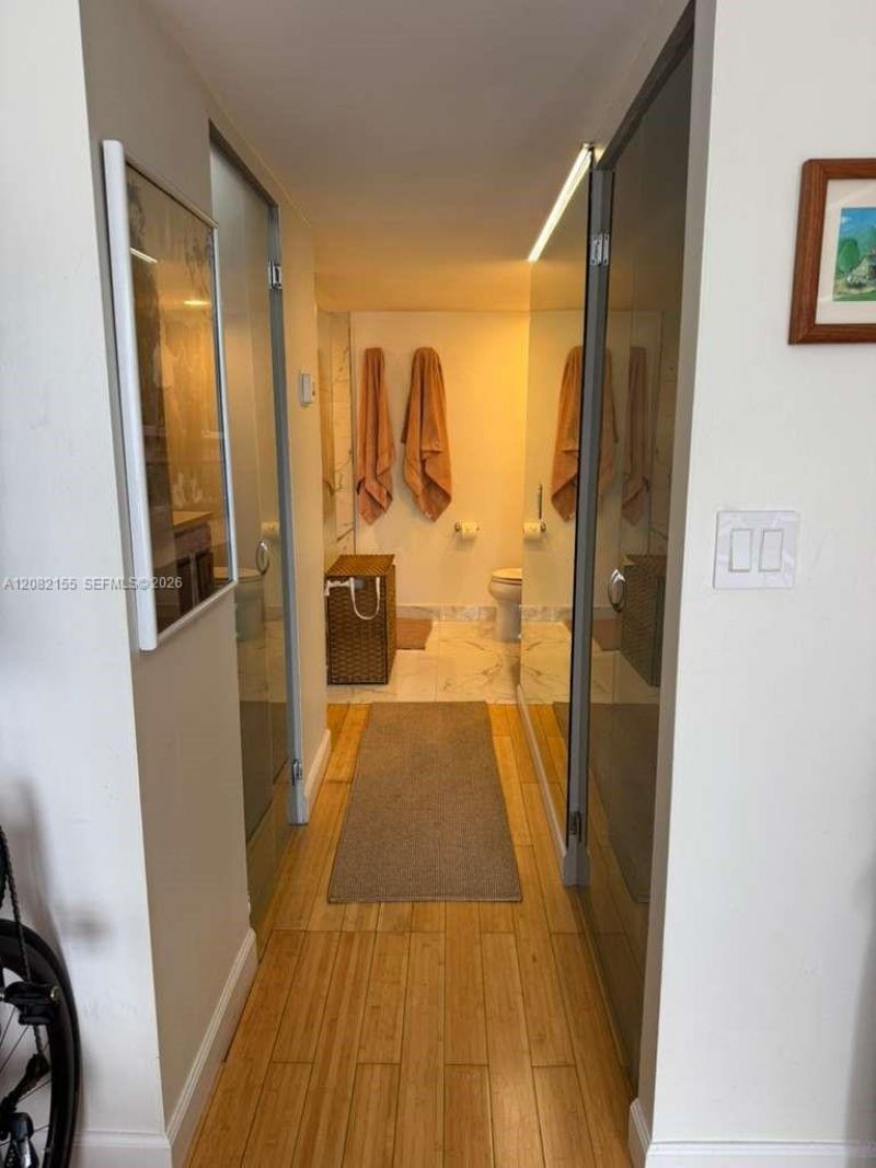600 NE 36th St, Unit 216, Miami, FL 33137 Photo
