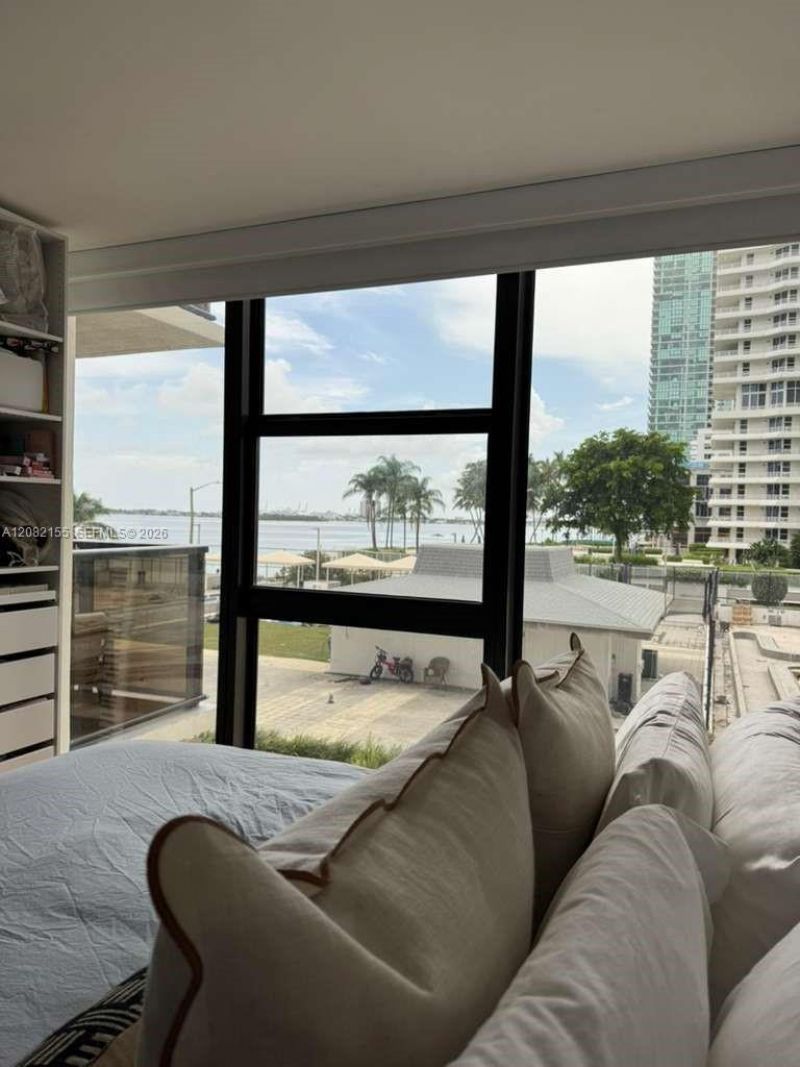 600 NE 36th St, Unit 216, Miami, FL 33137 Photo