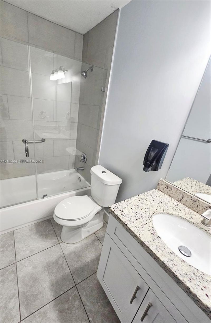 3501 SW 12 St , Unit 3501, Miami, FL 33135 Photo