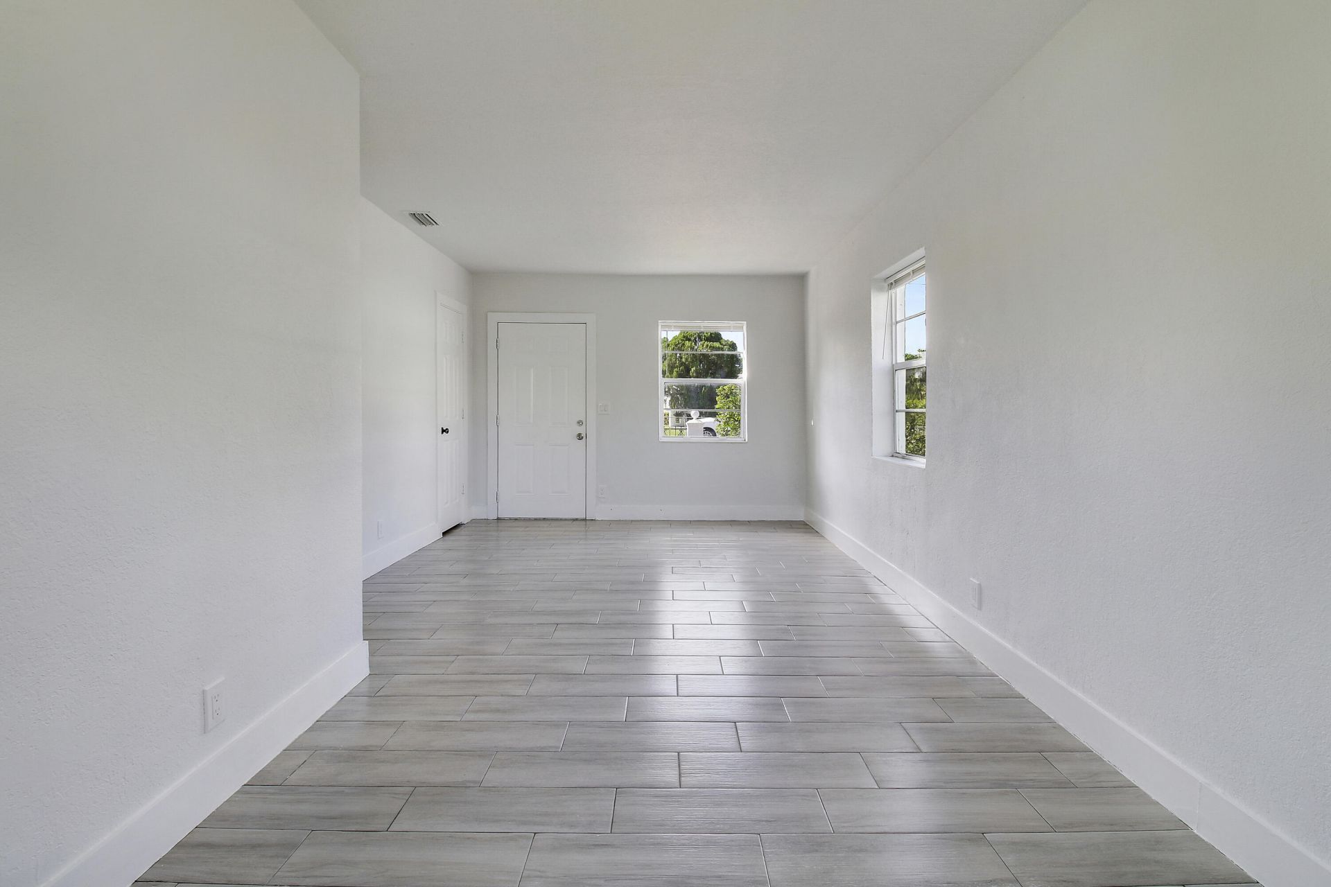 400 W 15th Street, Riviera Beach, FL 33404 Photo