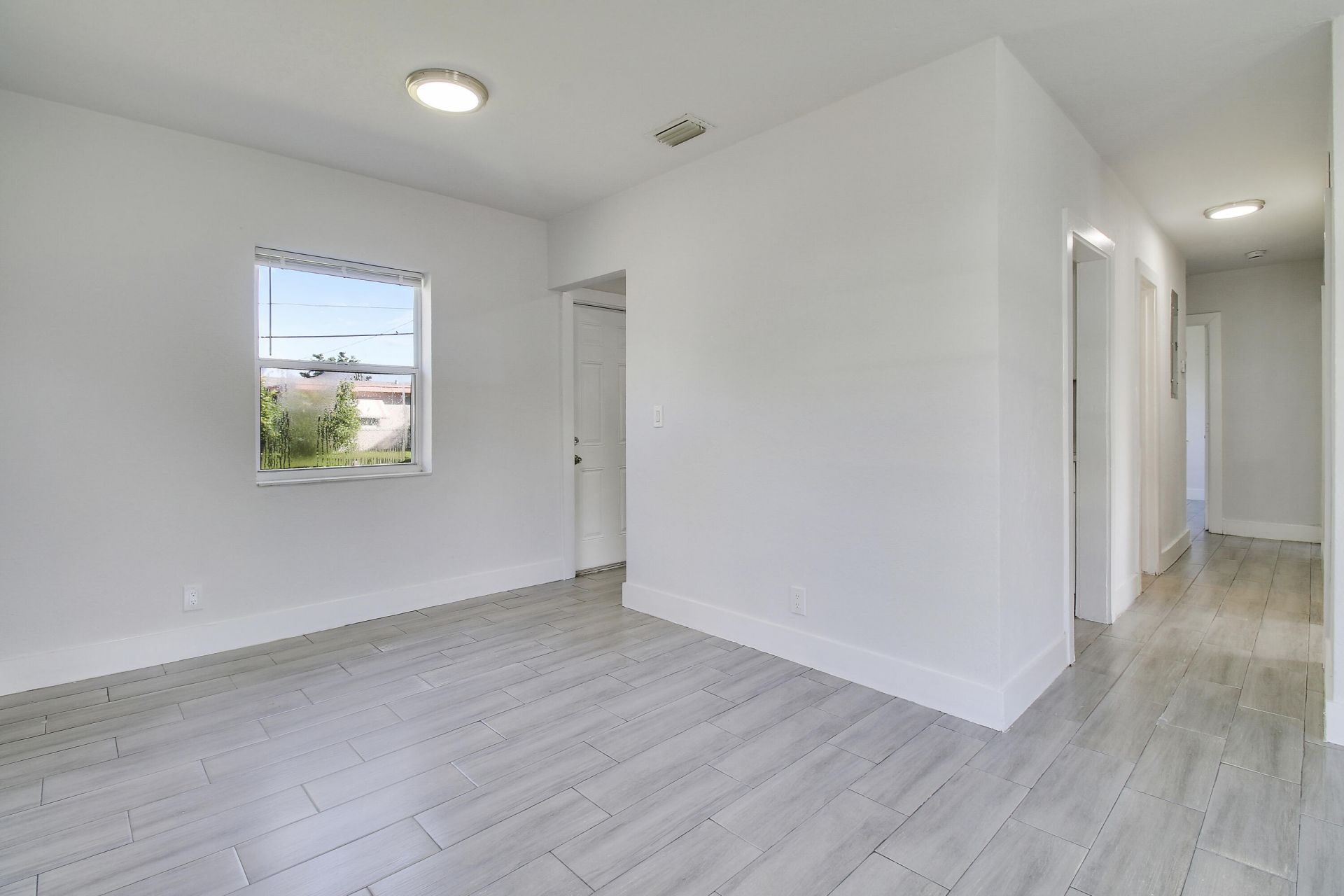 400 W 15th Street, Riviera Beach, FL 33404 Photo