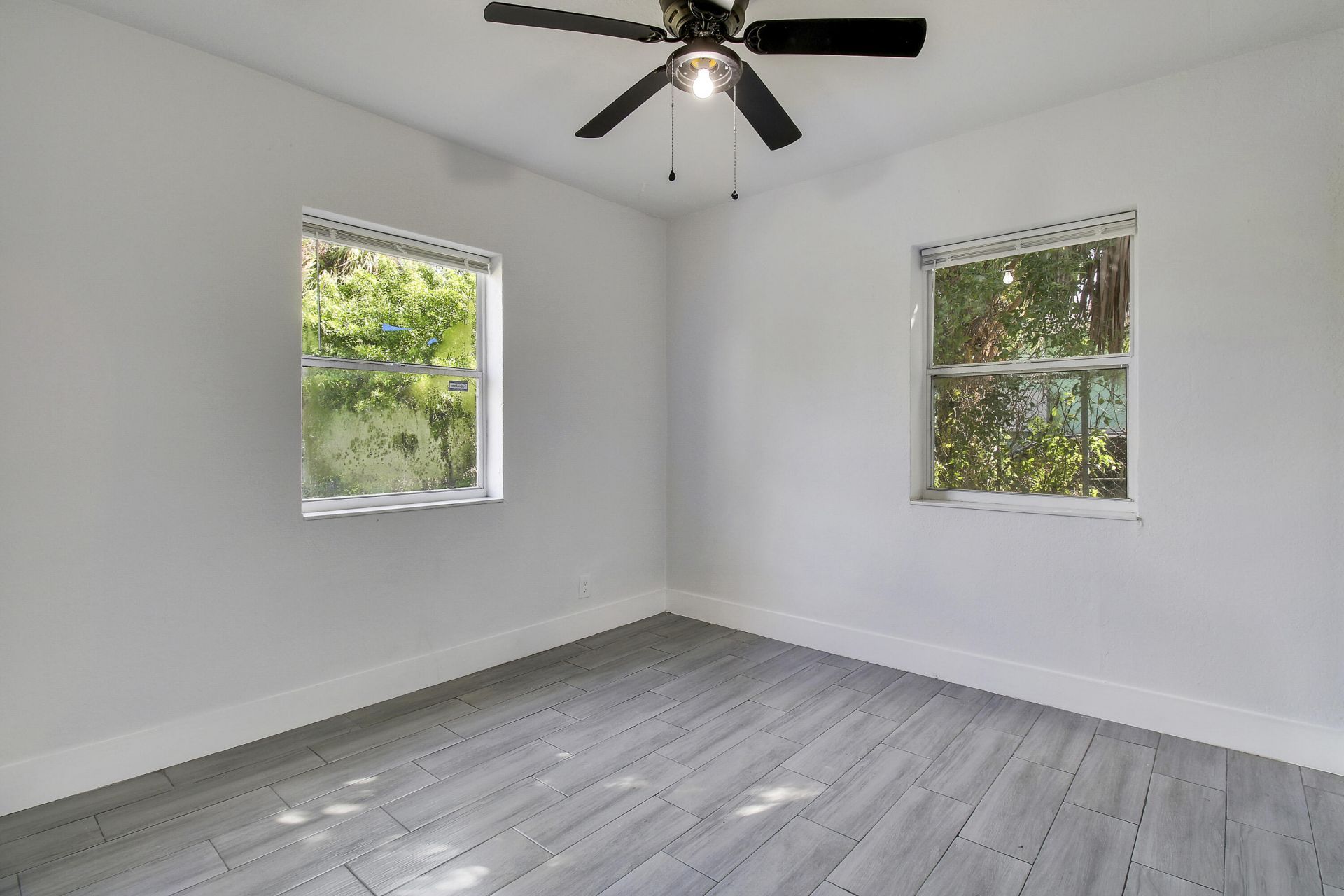400 W 15th Street, Riviera Beach, FL 33404 Photo