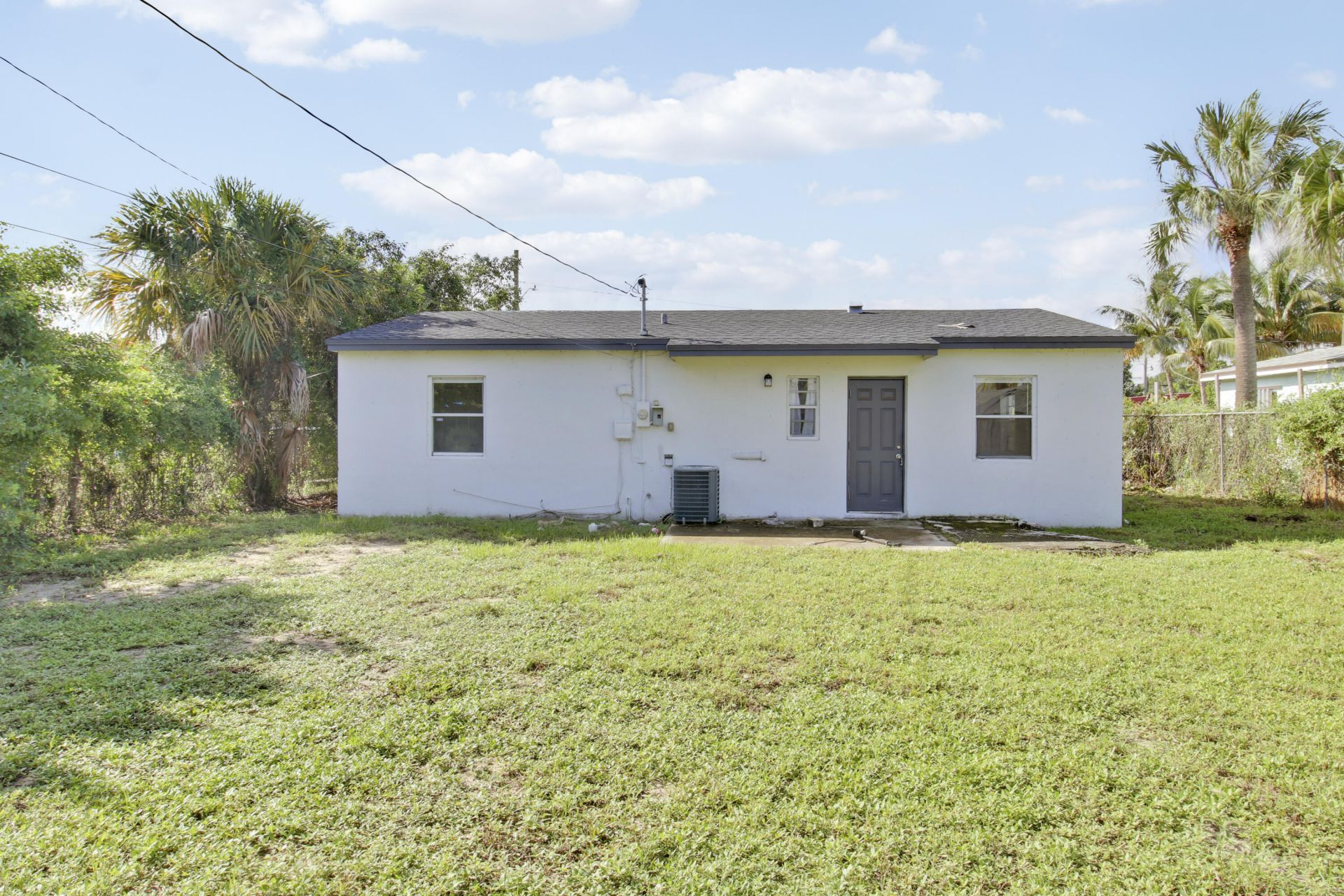 400 W 15th Street, Riviera Beach, FL 33404 Photo