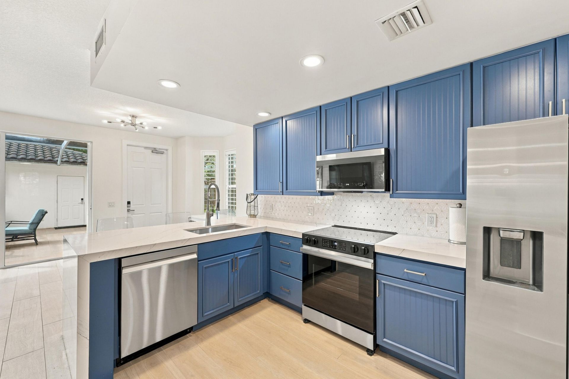 4102 Community Drive, Jupiter, FL 33458 Photo