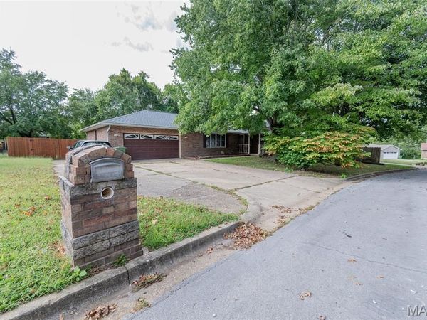 1606 Amber Place , Rolla, MO 65401