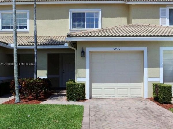 5929 Royal Way, Unit 5929, Tamarac, FL 33321