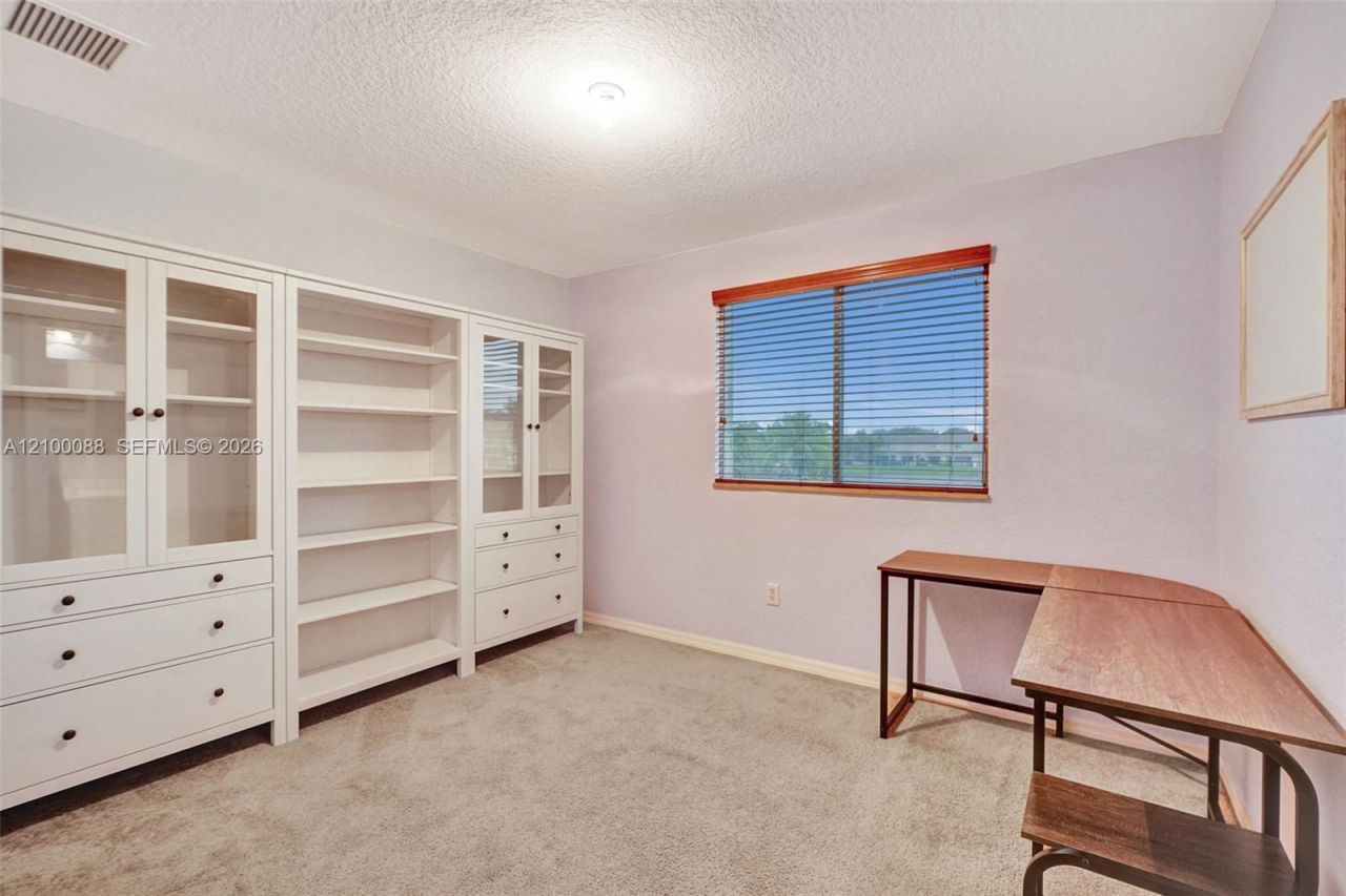 5929 Royal Way, Unit 5929, Tamarac, FL 33321 Photo