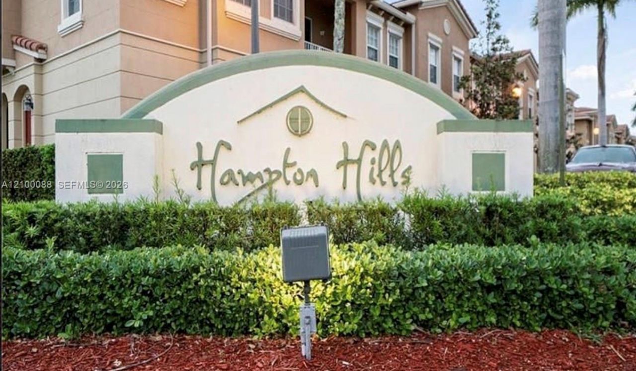 5929 Royal Way, Unit 5929, Tamarac, FL 33321 Photo