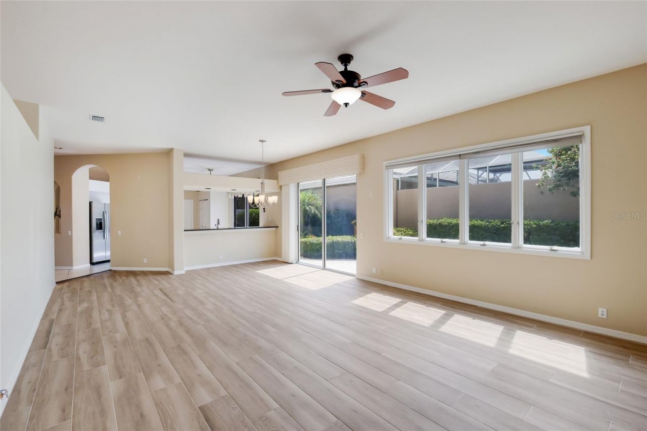 8702 52nd Drive E, Bradenton, FL 34211 Photo