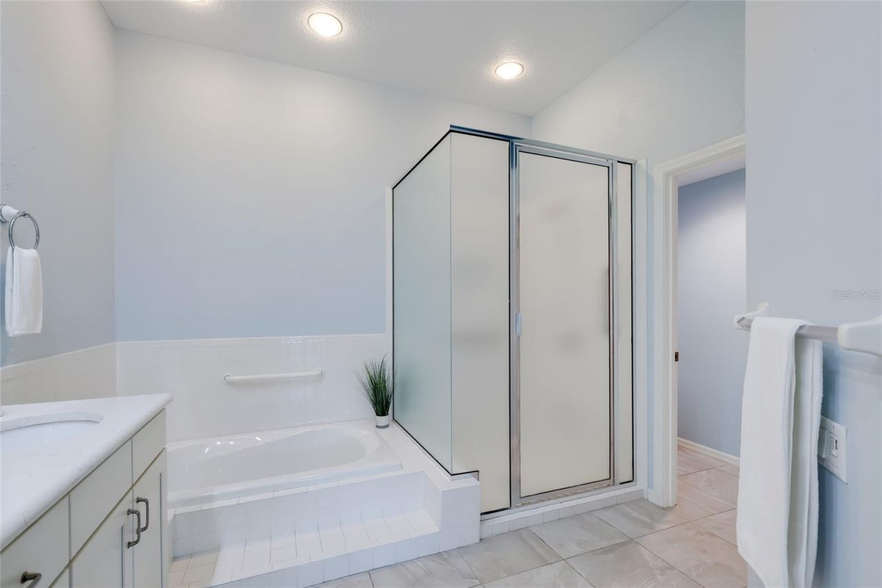 8702 52nd Drive E, Bradenton, FL 34211 Photo