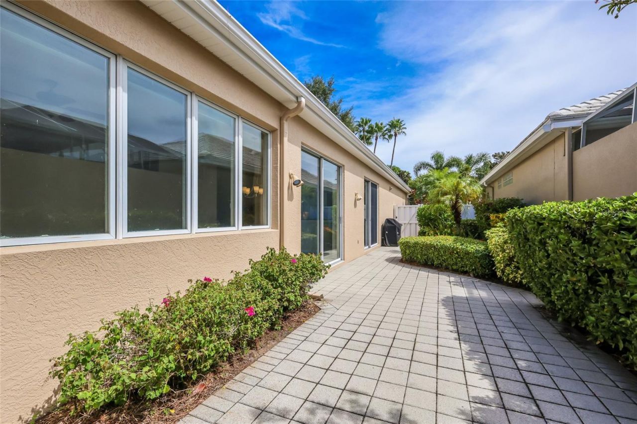 8702 52nd Drive E, Bradenton, FL 34211 Photo