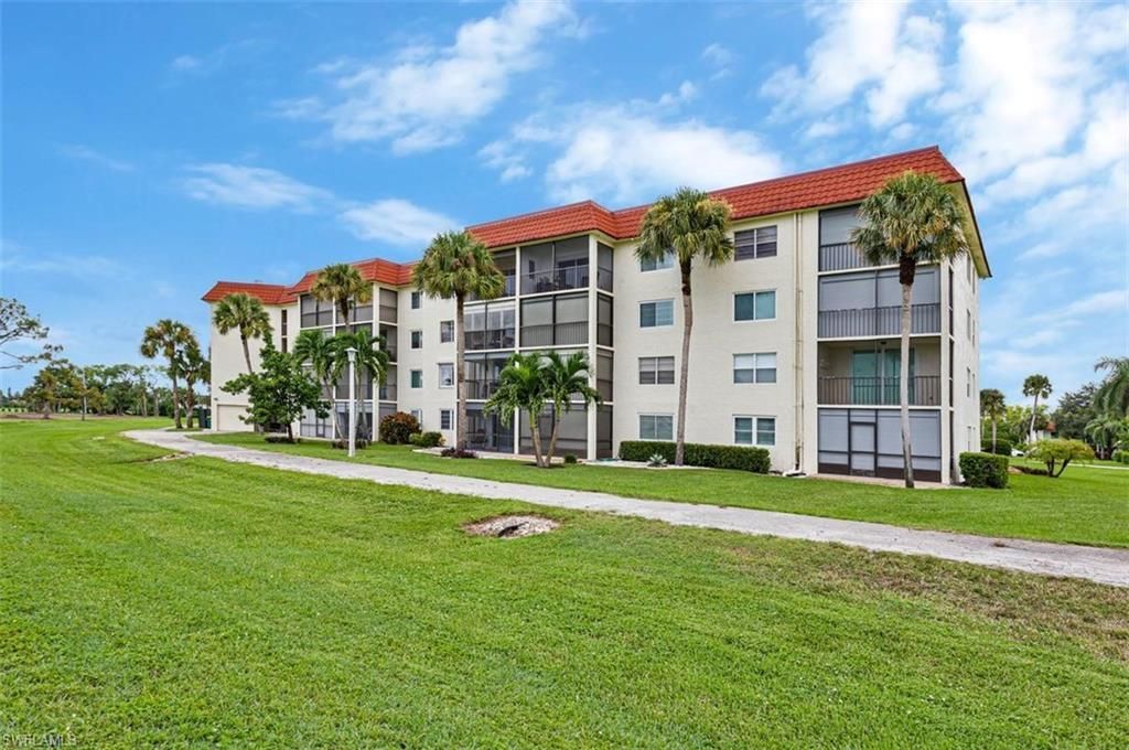 4372 27th Ct Sw, Unit 203, Naples, FL 34116 Photo