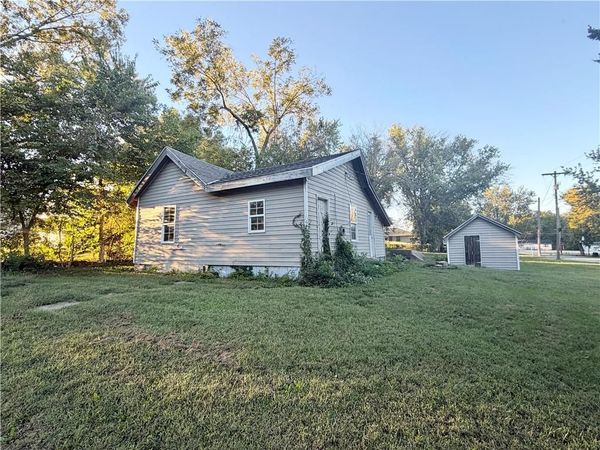 306 E Fort Scott Street, Butler, MO 64730