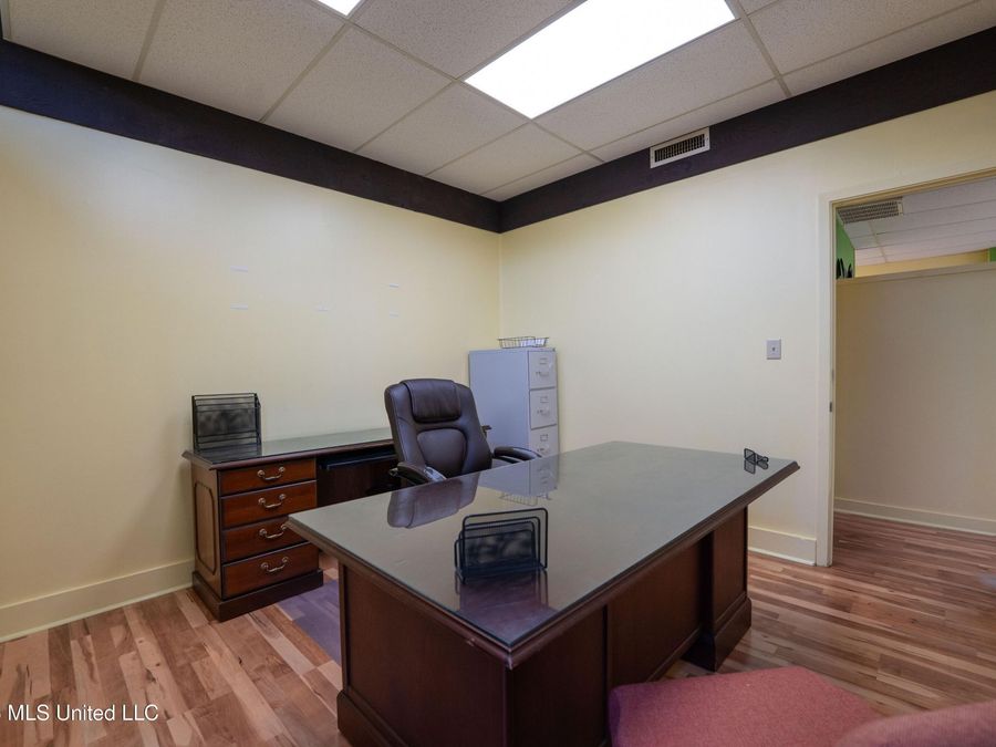 Property Image 41