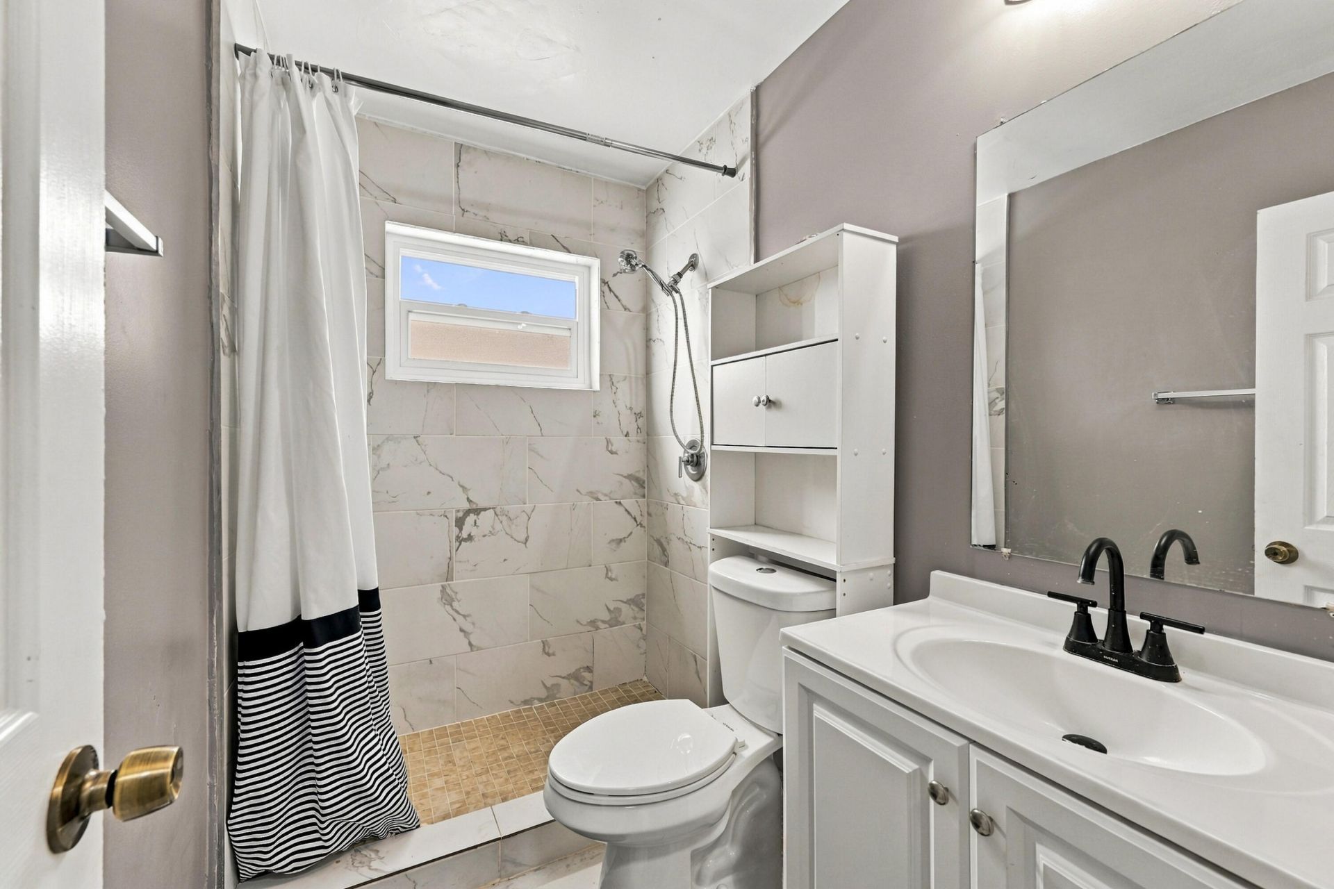 6240 NW 16th Place, Sunrise, FL 33313 Photo