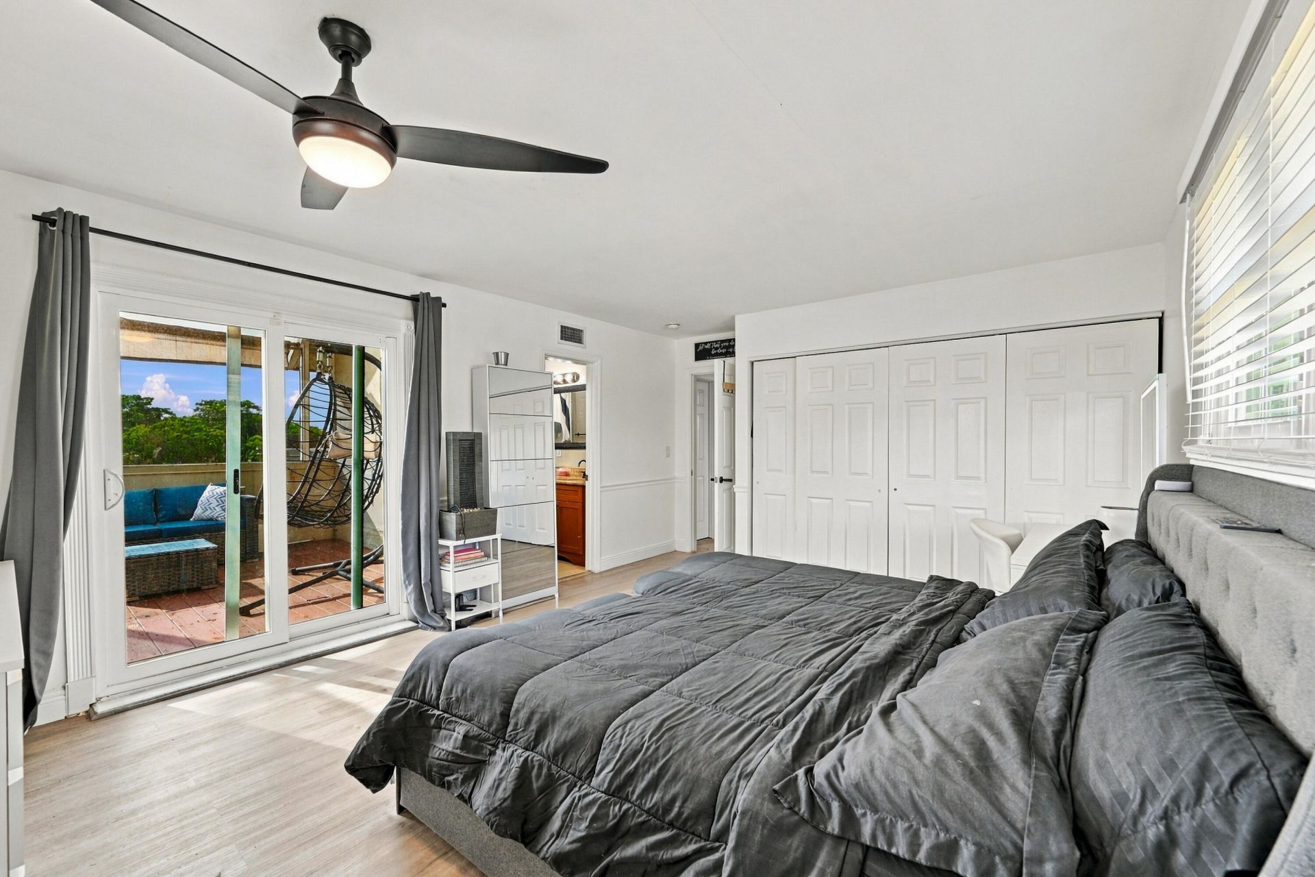 6240 NW 16th Place, Sunrise, FL 33313 Photo