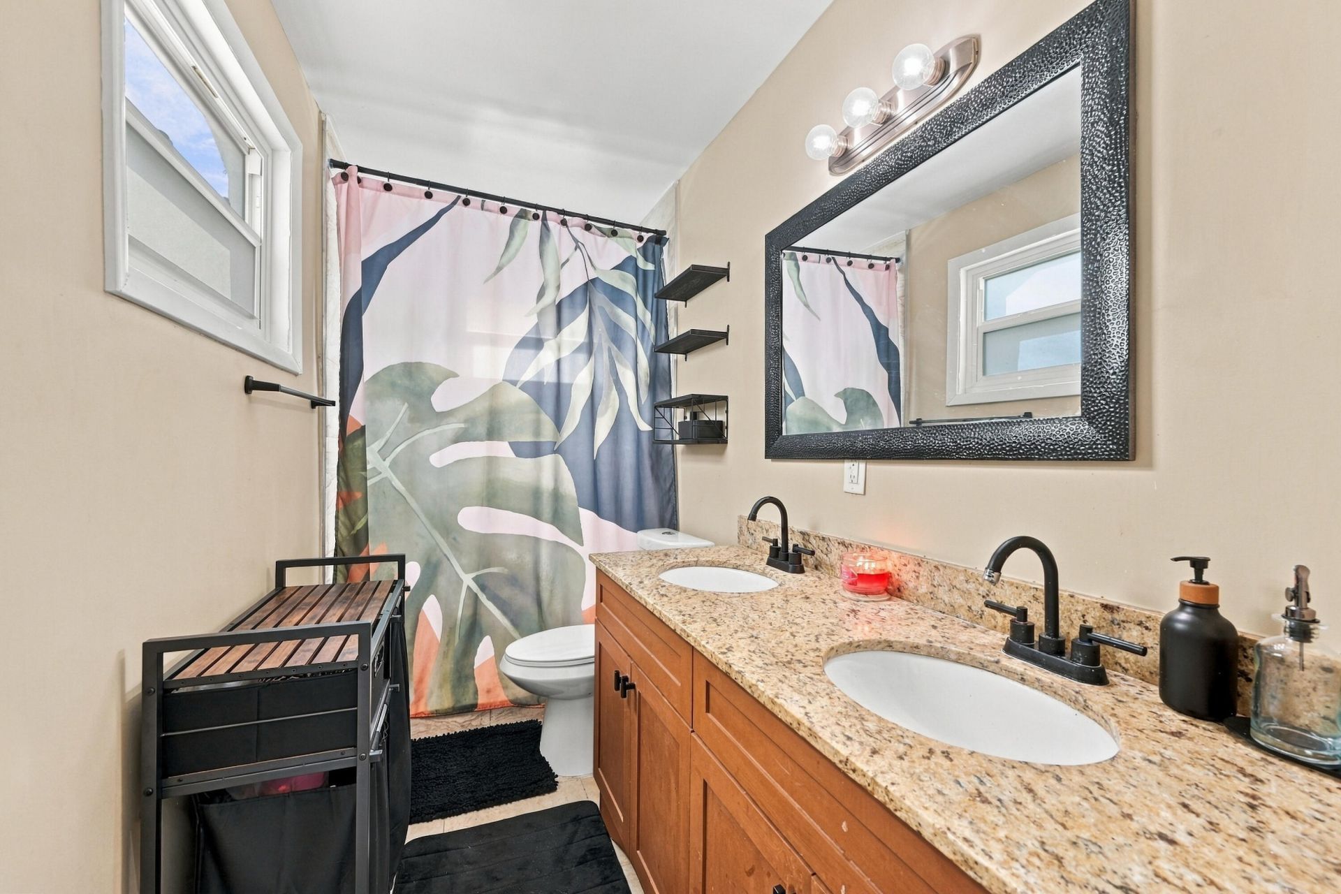6240 NW 16th Place, Sunrise, FL 33313 Photo