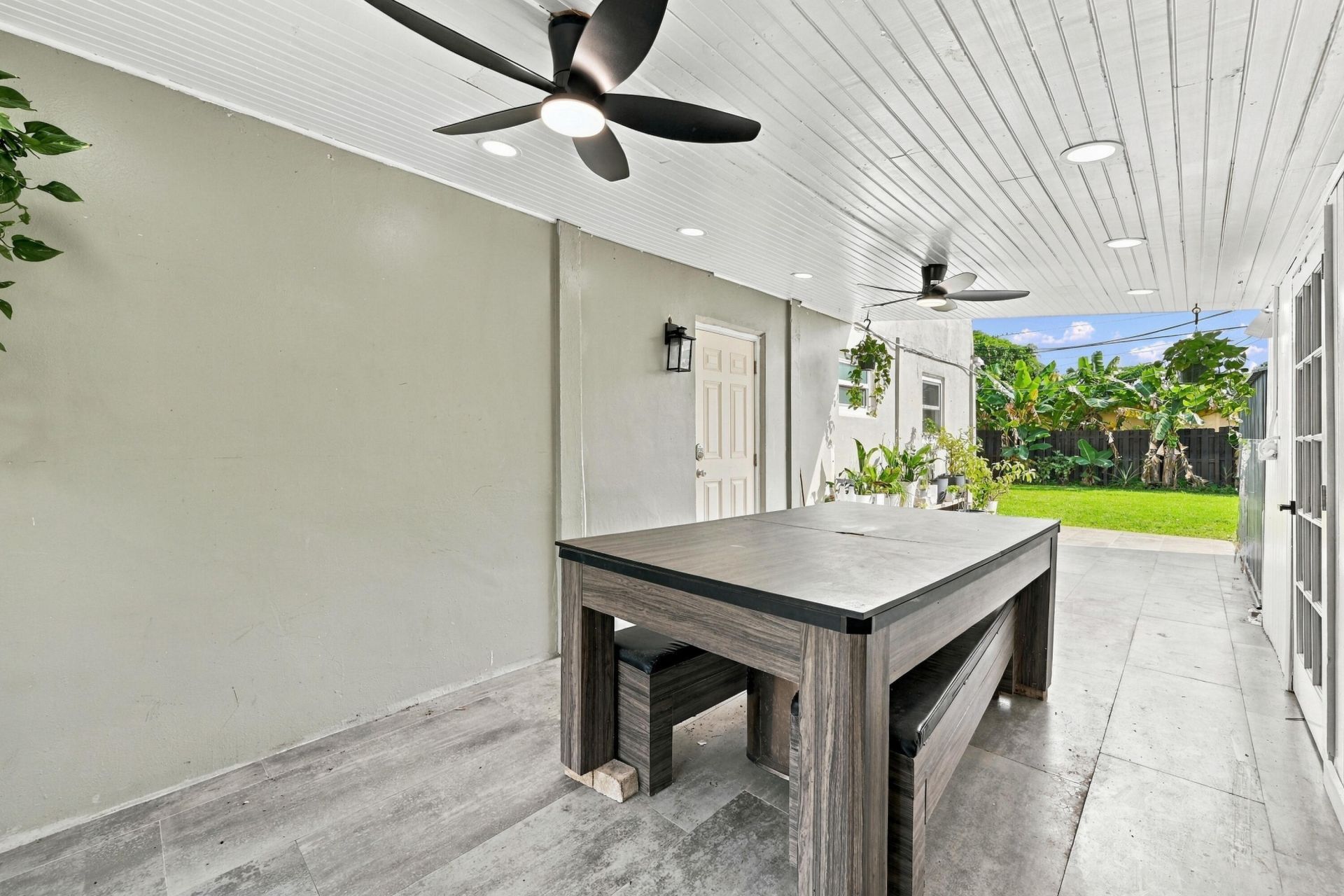 6240 NW 16th Place, Sunrise, FL 33313 Photo