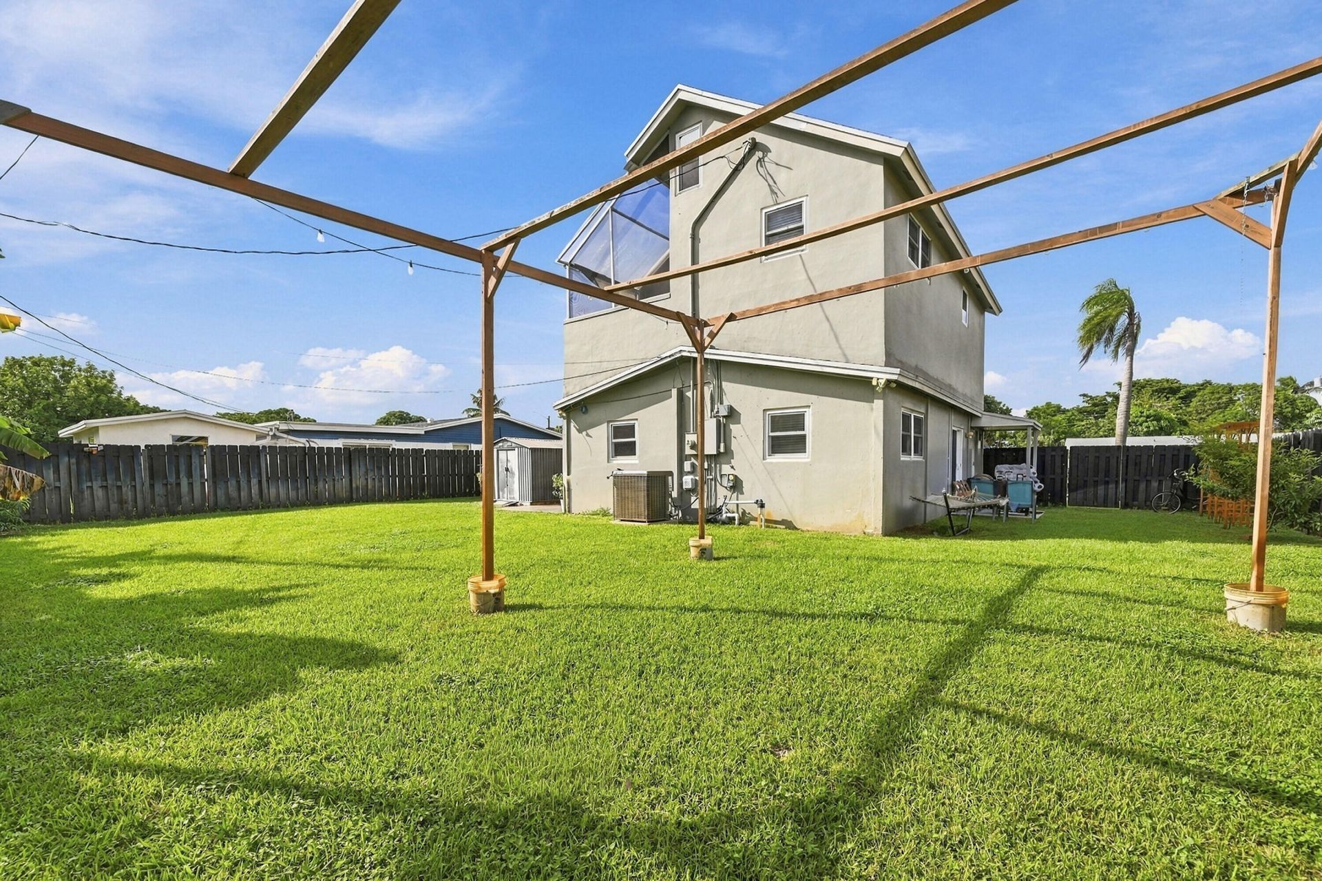6240 NW 16th Place, Sunrise, FL 33313 Photo