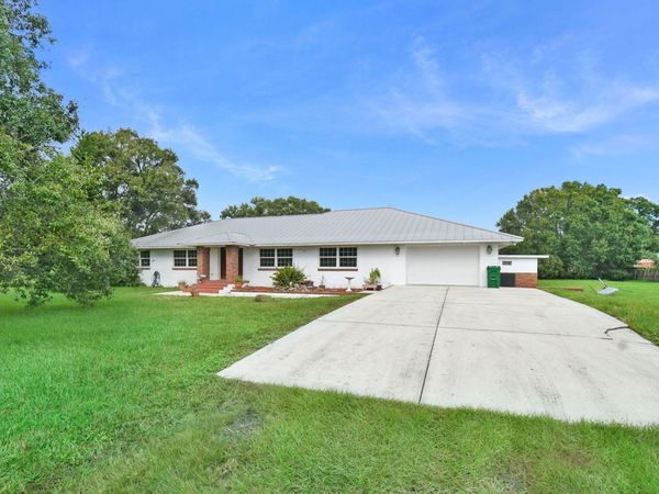 2050 W BOOTHE Drive, Fort Pierce, FL 34982