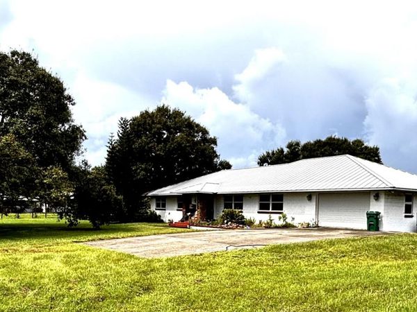 2050 W BOOTHE Drive, Fort Pierce, FL 34982
