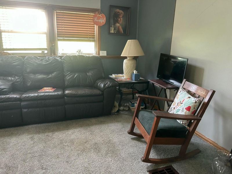 5590 Dawn Drive, Grove City, OH 43123 Photo 6