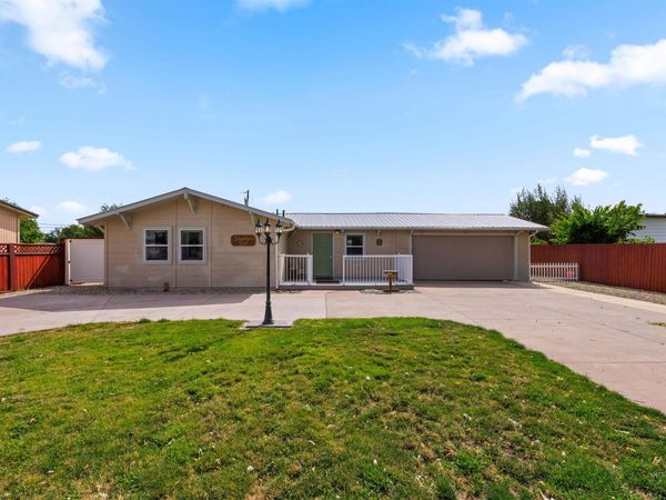 688 Meadow Dr, Emmett, ID 83617