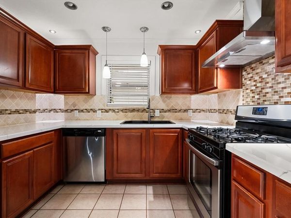 234 Mizell Street , Duncanville, TX 75116
