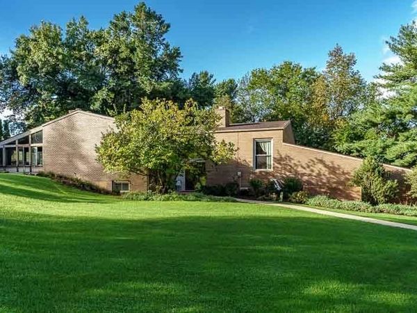 4843 SPRING CREEK Road, ROCKFORD, IL 61114
