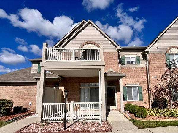 15745 Parkway Lane, Unit 1, Southgate, MI 48195