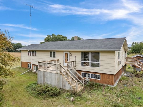 W6407 Welch Prairie Road, New Lisbon, WI 53950