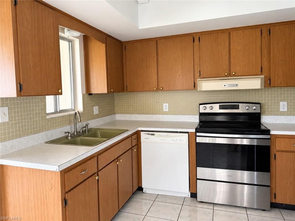 345 Joel Blvd , Unit 210, Lehigh Acres, FL 33936 Photo