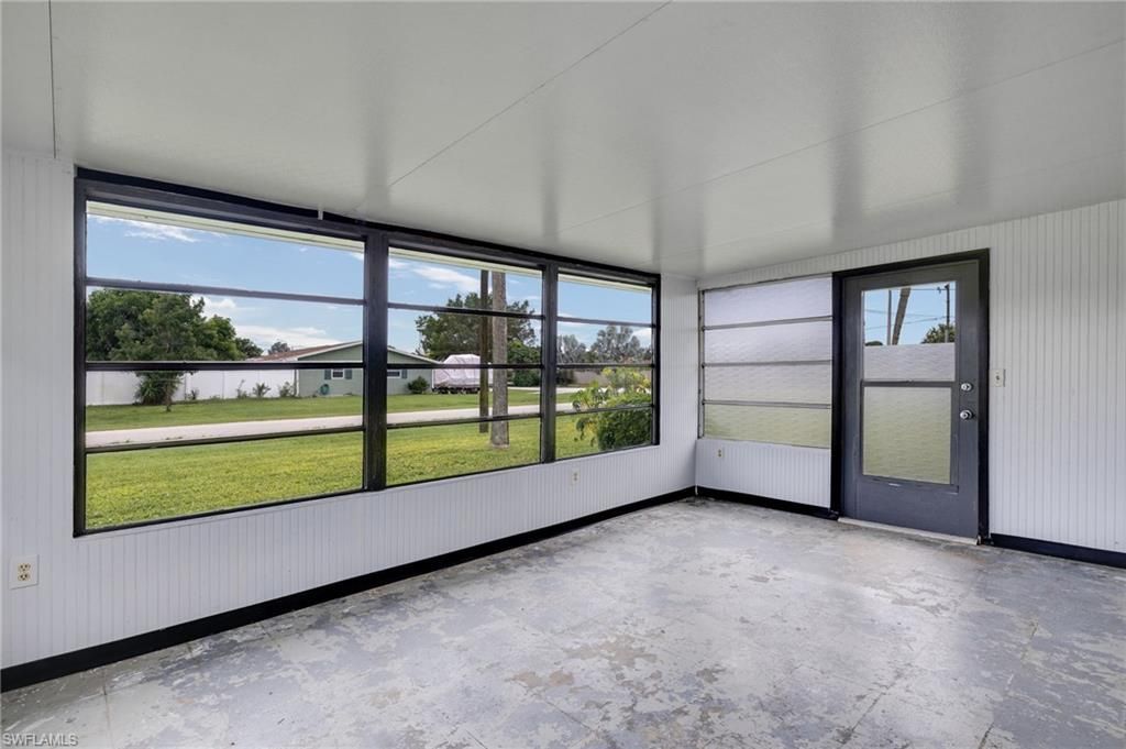 330 Suffolk Ct , Lehigh Acres, FL 33936 Photo