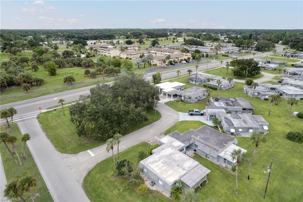 330 Suffolk Ct , Lehigh Acres, FL 33936 Photo
