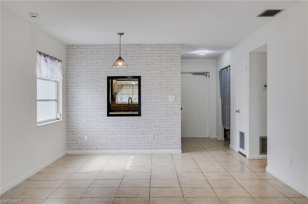 330 Suffolk Ct , Lehigh Acres, FL 33936 Photo