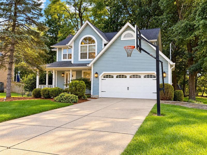 7653 Windy Knoll Drive, West Chester, OH 45241 Photo 2