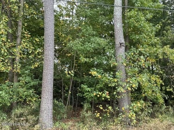 29 S Lakeshore Drive , Whispering Pines, NC 28327