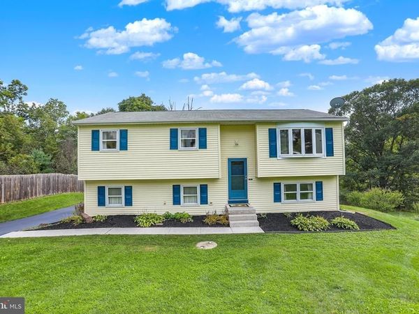170 SUGAR MAPLE DRIVE, ETTERS, PA 17319