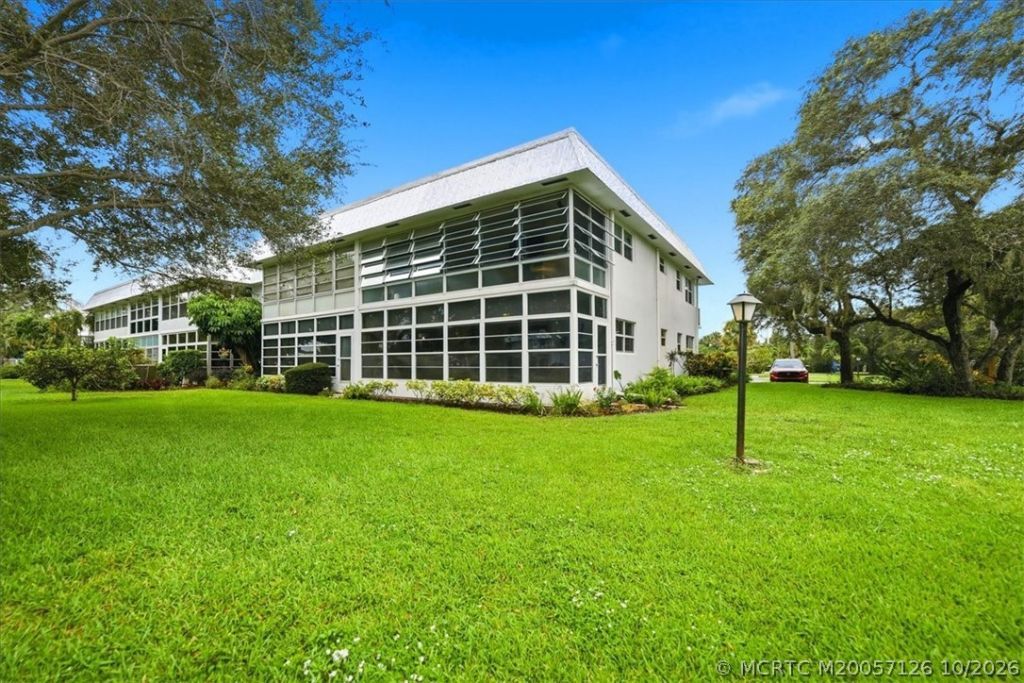 2929 SE Ocean Boulevard , Unit UN10, Stuart, FL 34996 Photo