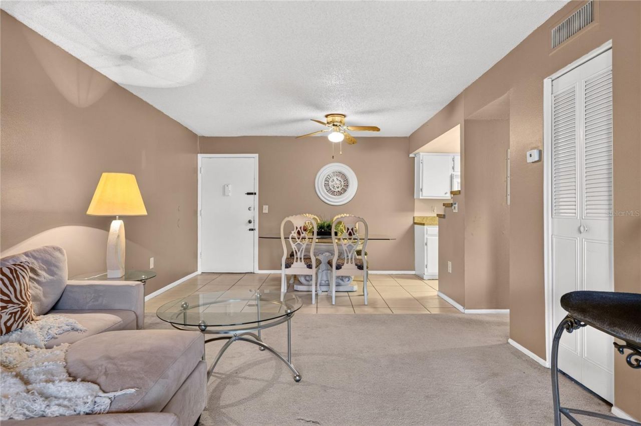 924 Lake Destiny Rd, Unit F, Altamonte Springs, FL 32714 Photo