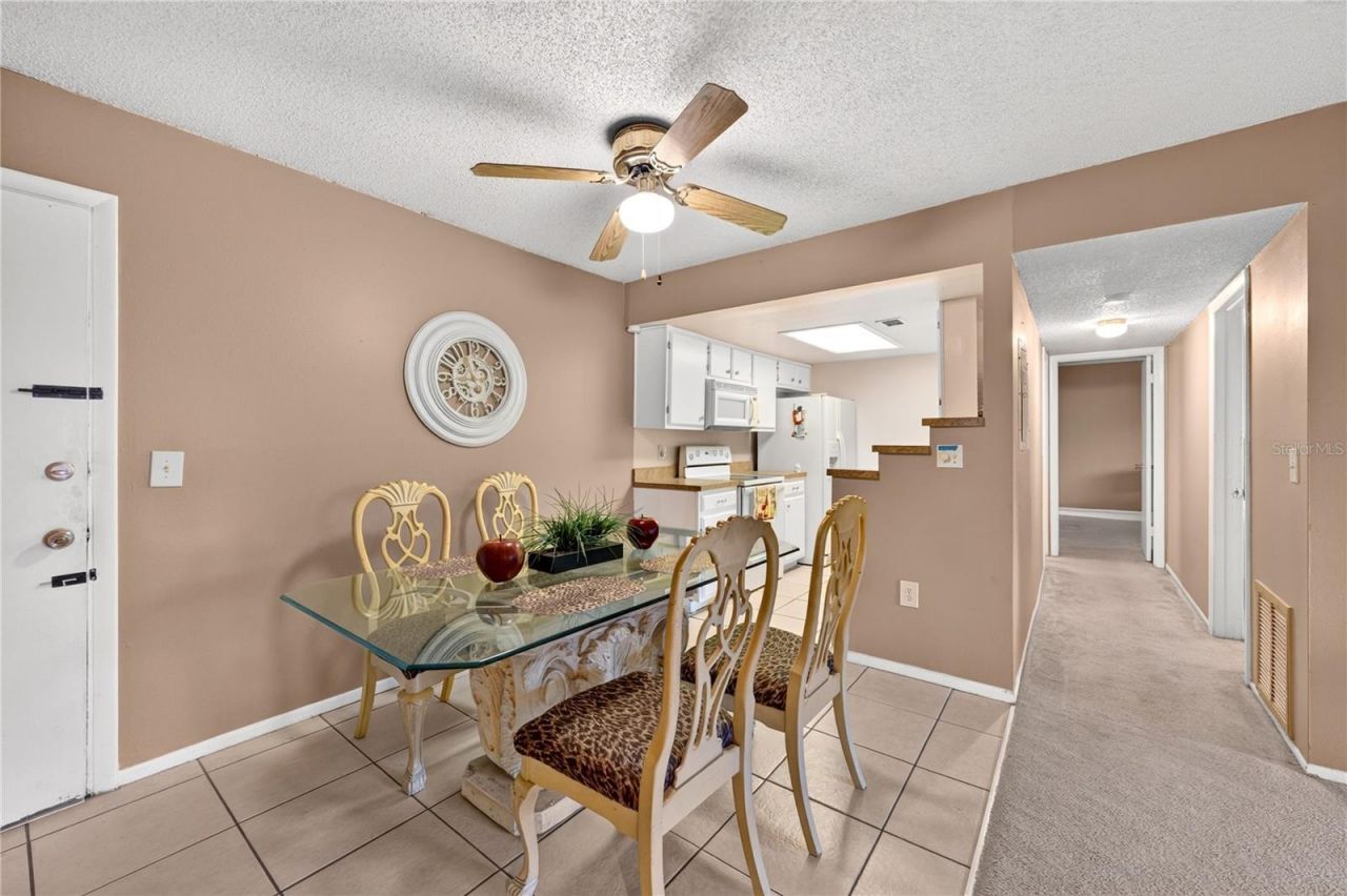 924 Lake Destiny Rd, Unit F, Altamonte Springs, FL 32714 Photo