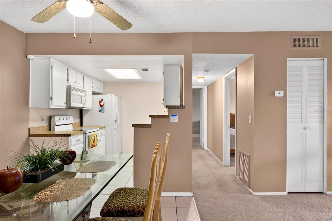 924 Lake Destiny Rd, Unit F, Altamonte Springs, FL 32714 Photo