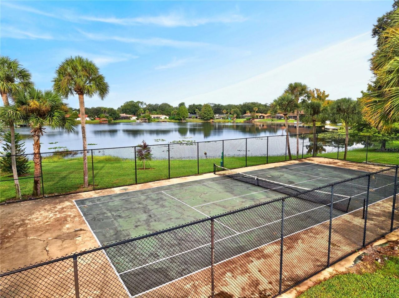 924 Lake Destiny Rd, Unit F, Altamonte Springs, FL 32714 Photo