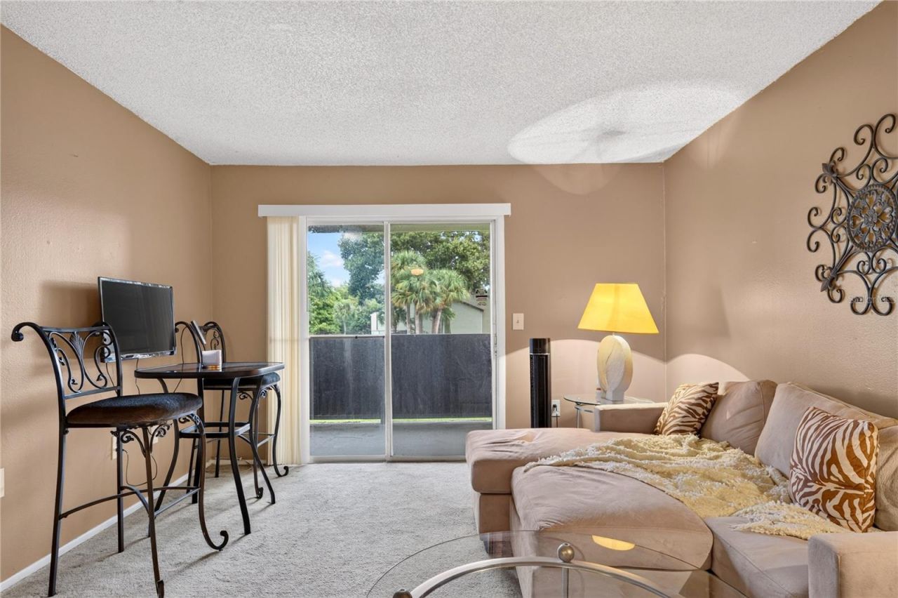 924 Lake Destiny Rd, Unit F, Altamonte Springs, FL 32714 Photo