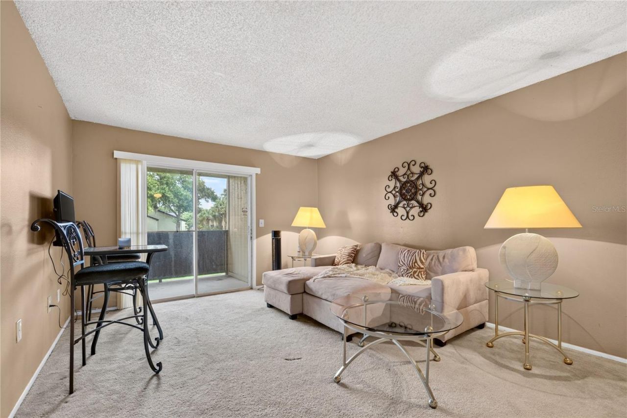 924 Lake Destiny Rd, Unit F, Altamonte Springs, FL 32714 Photo
