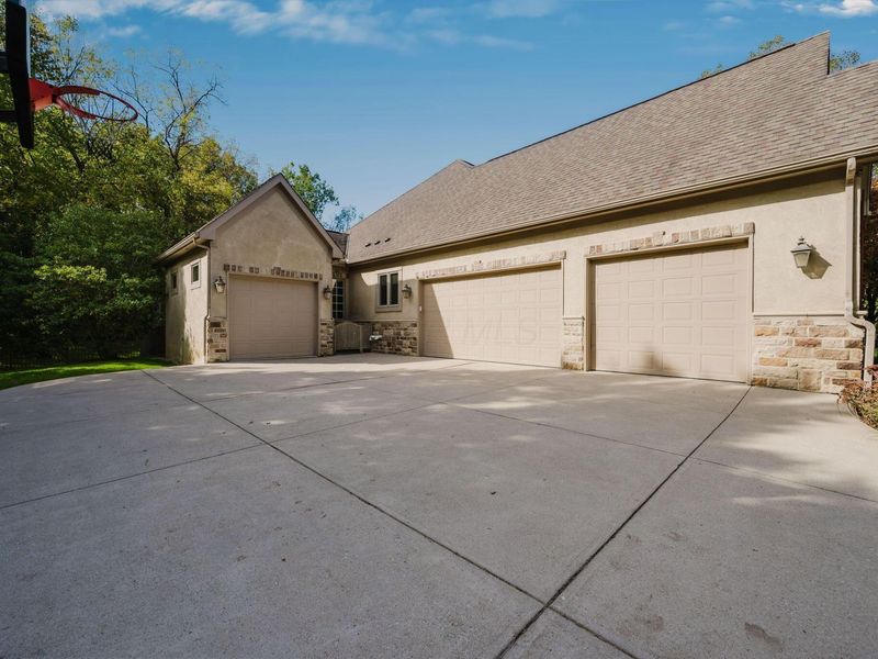 7681 Clear Creek Court , Blacklick, OH 43004 Photo 93