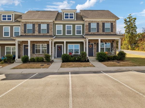 811 Bradburn Village Way , Antioch, TN 37013