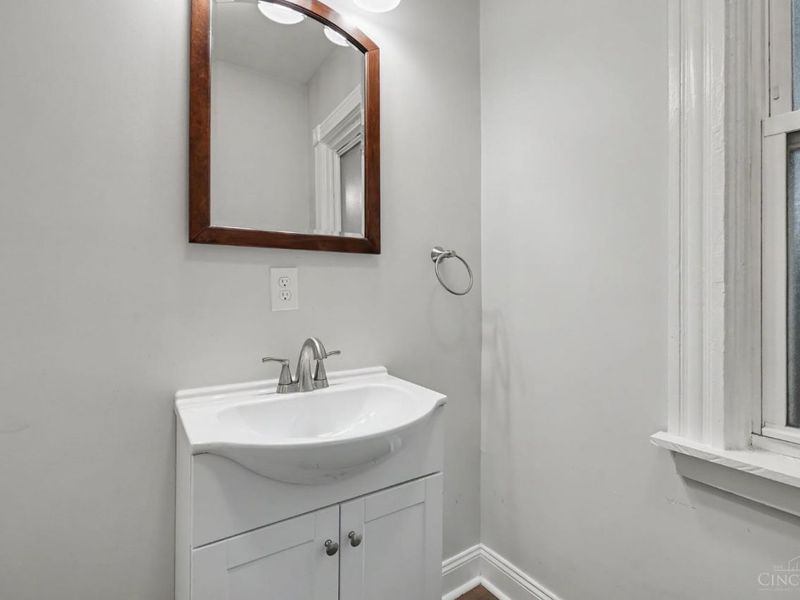 3133 Harvard Avenue, Cincinnati, OH 45207 Photo 15