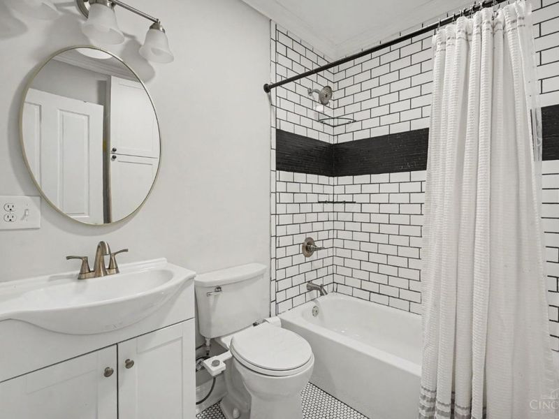 3133 Harvard Avenue, Cincinnati, OH 45207 Photo 22